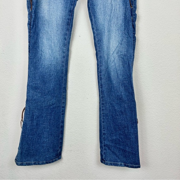 b Clothing Company Y2K Fadded Flare Leg Medium Wash Jeans - Picture 3 of 10